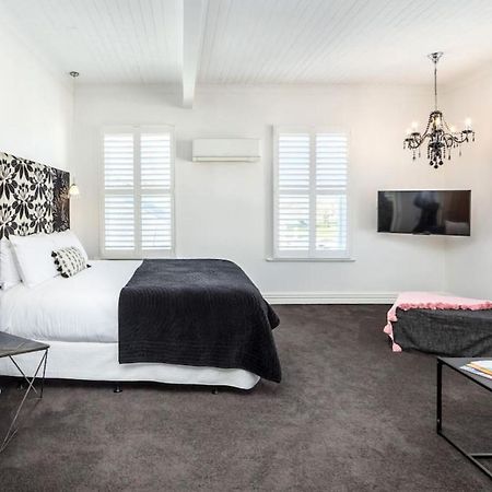 Altitude Studio Apartment Martinborough Ngoại thất bức ảnh