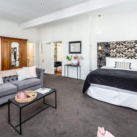 Altitude Studio Apartment Martinborough Ngoại thất bức ảnh
