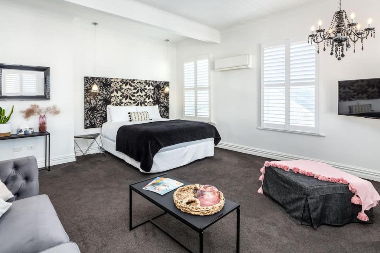 Altitude Studio Apartment Martinborough Ngoại thất bức ảnh